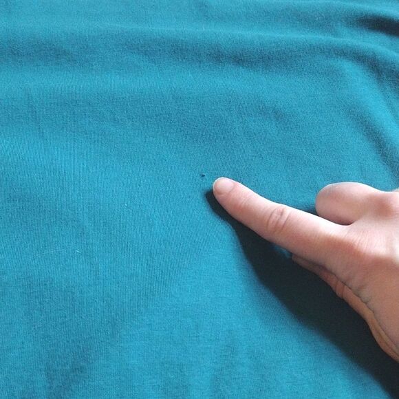 Eileen Fisher Set of Two Women's Size Large Organic Cotton and Silk Tank Tops - Picture 11 of 13